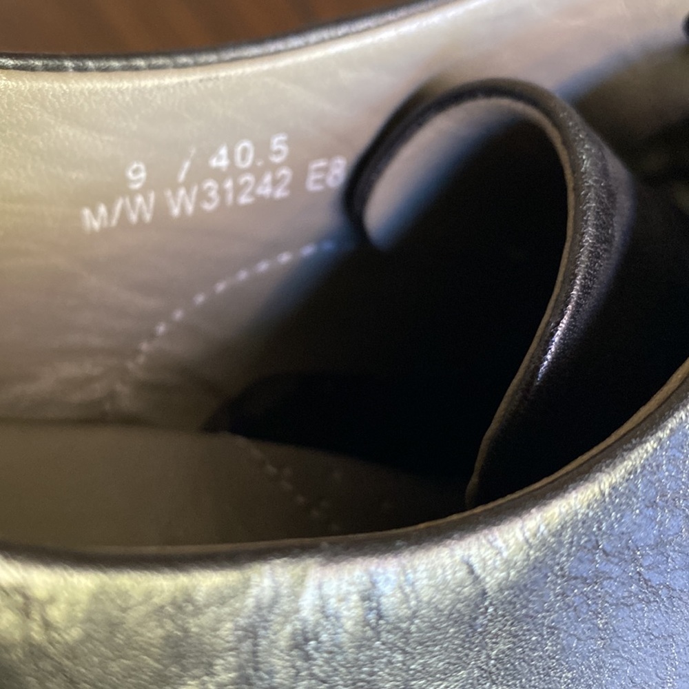 Black Leather Lace Up Wingtip Style Heel - Picture 7 of 9